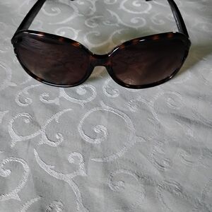 Sunglasses Bundle: 3 Pairs